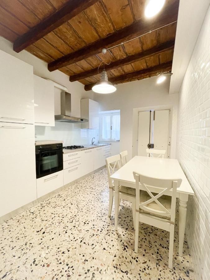 Blue House - Incantevole Casa A Due Passi Dal Mare グロッタンマーレ エクステリア 写真