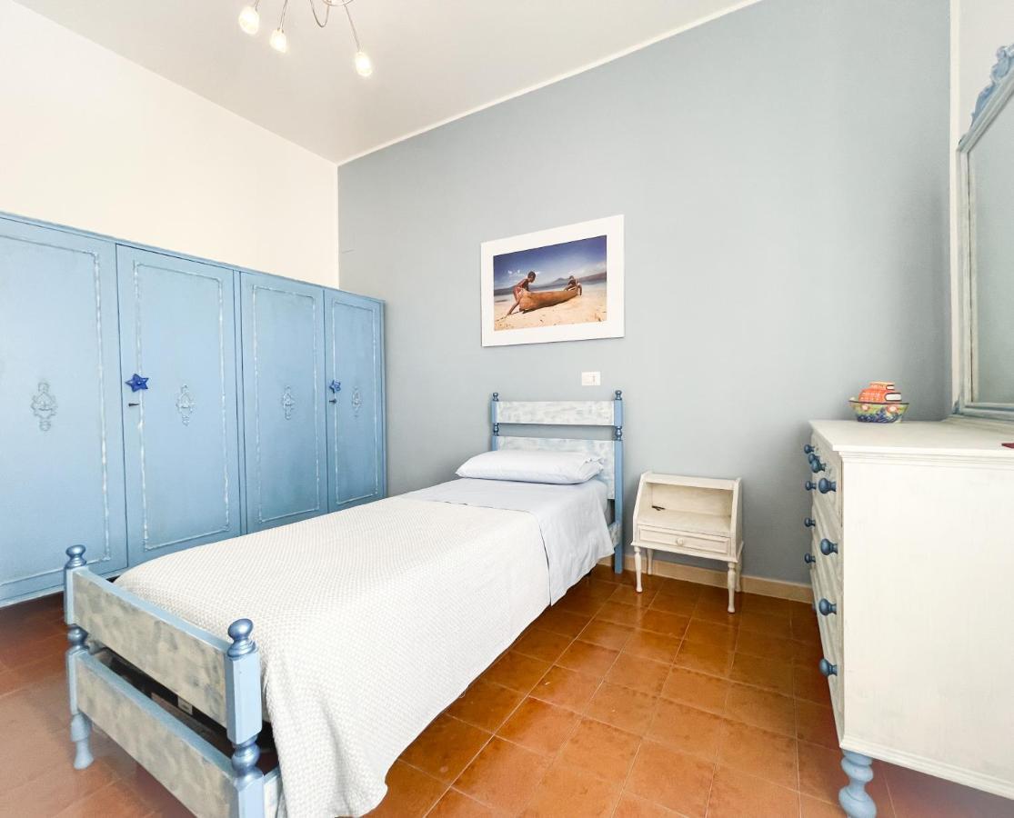 Blue House - Incantevole Casa A Due Passi Dal Mare グロッタンマーレ エクステリア 写真